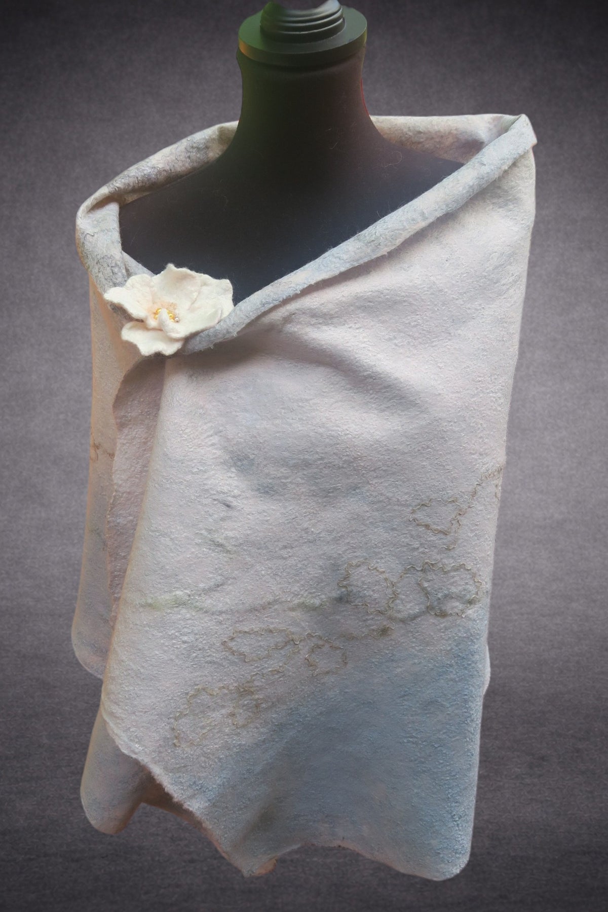 Magnolia Bloom shawl reverse side
